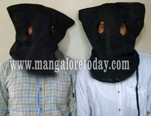 chain snatchers arrested